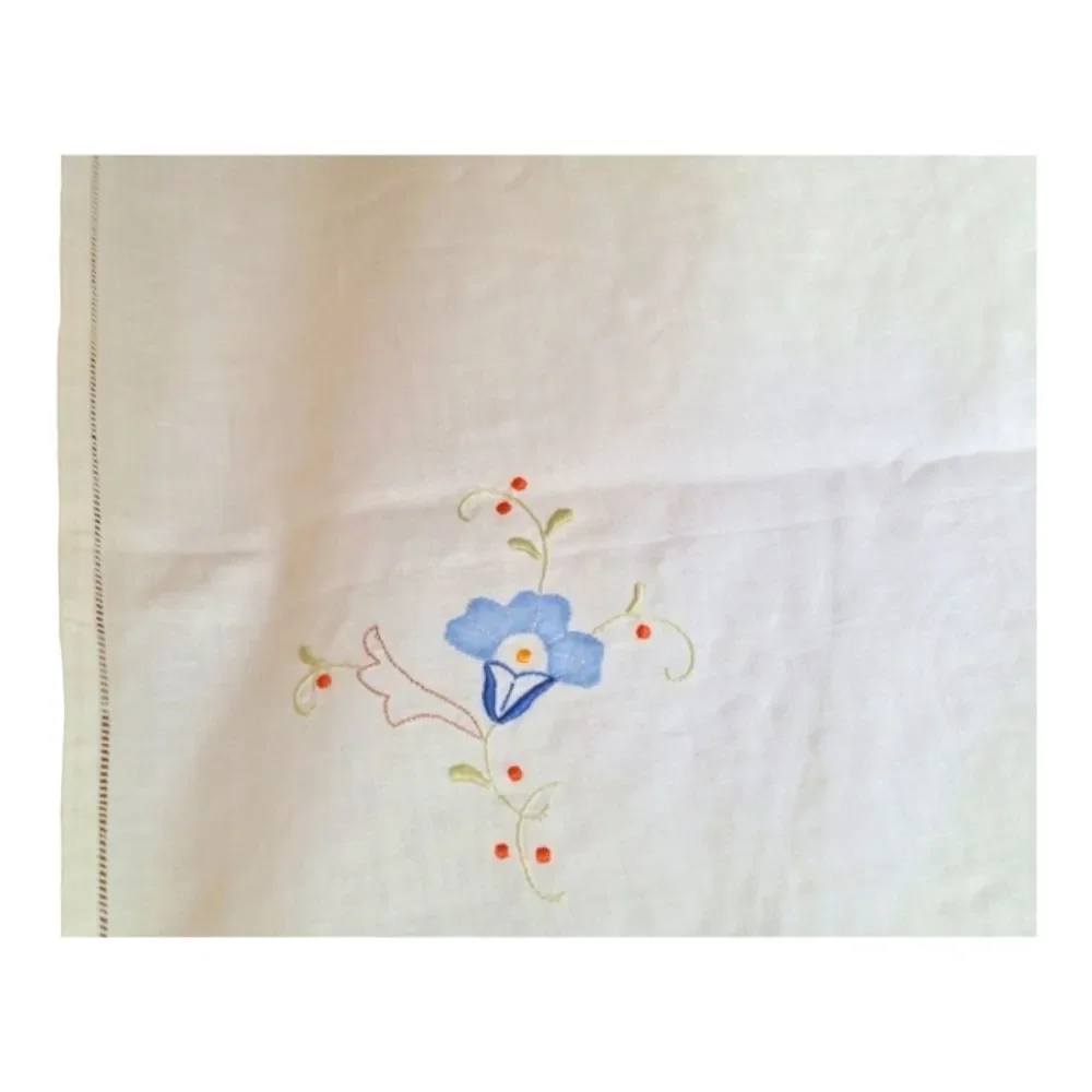 Irish table linen Set 8 Napkins 72 x 90 Tablecloth Embroidered Handmade Floral